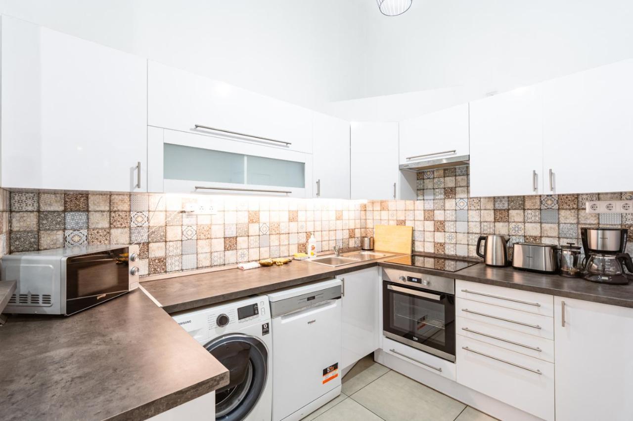 Spacious Premium Apartment By Buda Castle District บูดาเปสต์ ภายนอก รูปภาพ